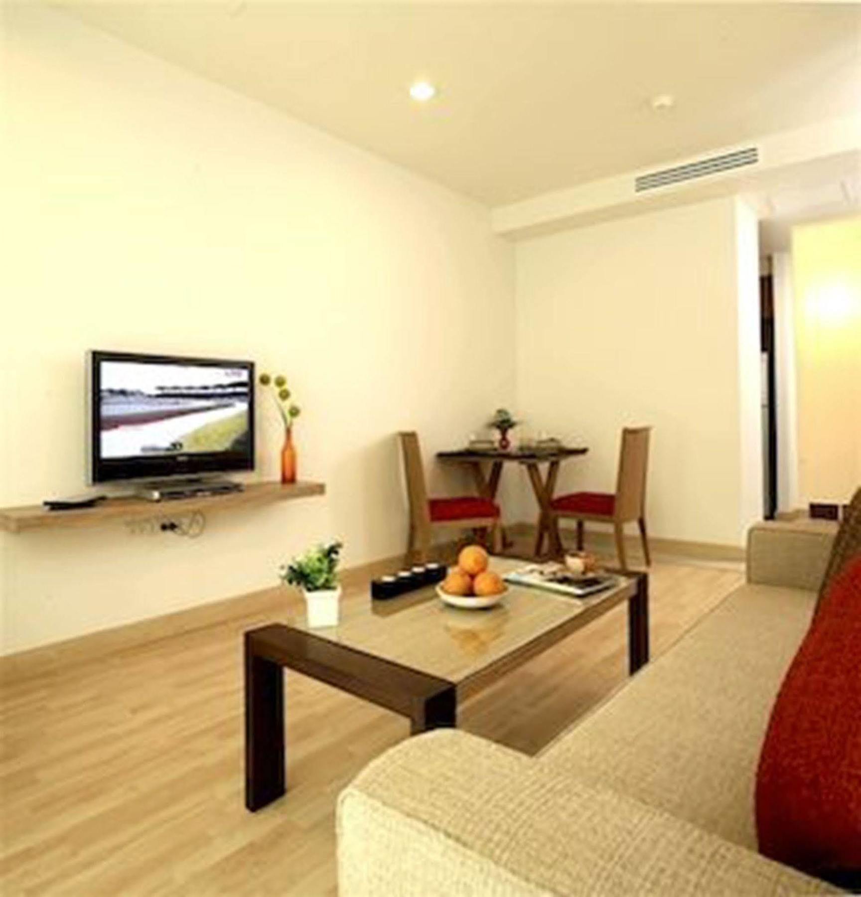 Aparthotel Bangkok Patio Bts Sanam Pao Exterior foto